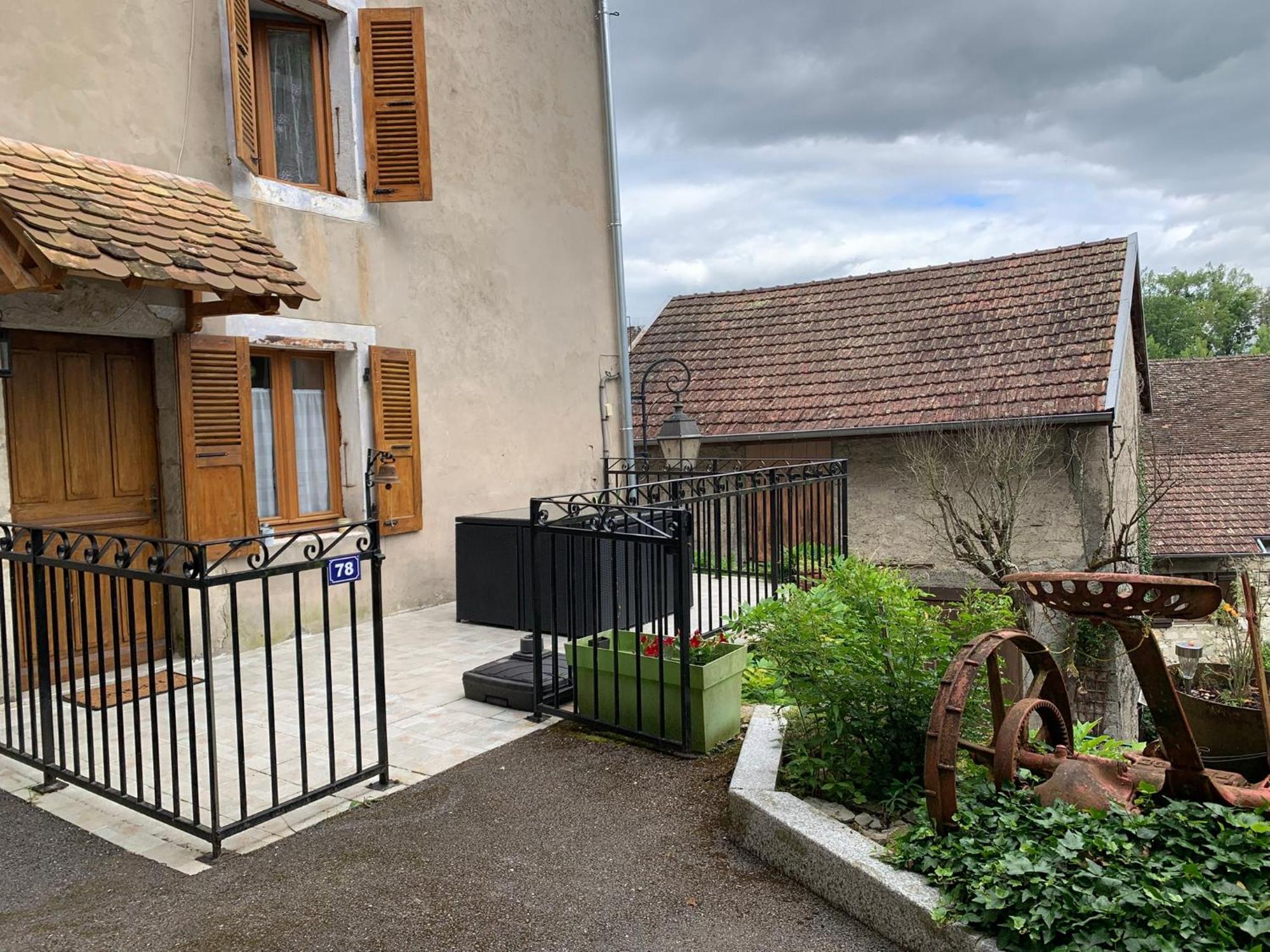 Gite Chez Charlot Шана Экстерьер фото